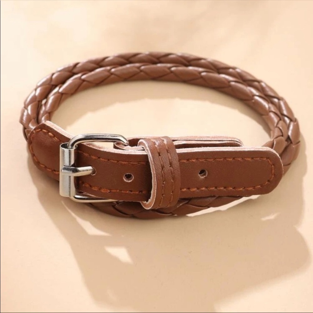 𝅺FAUX leather wrap buckle bracelet-NWT